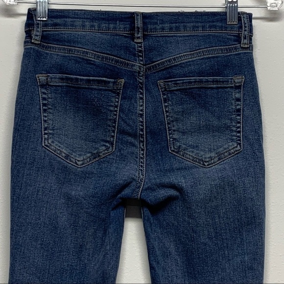 Free People Size 26 Frayed Hem BOHO Distressed Jeans - Picture 9 of 12